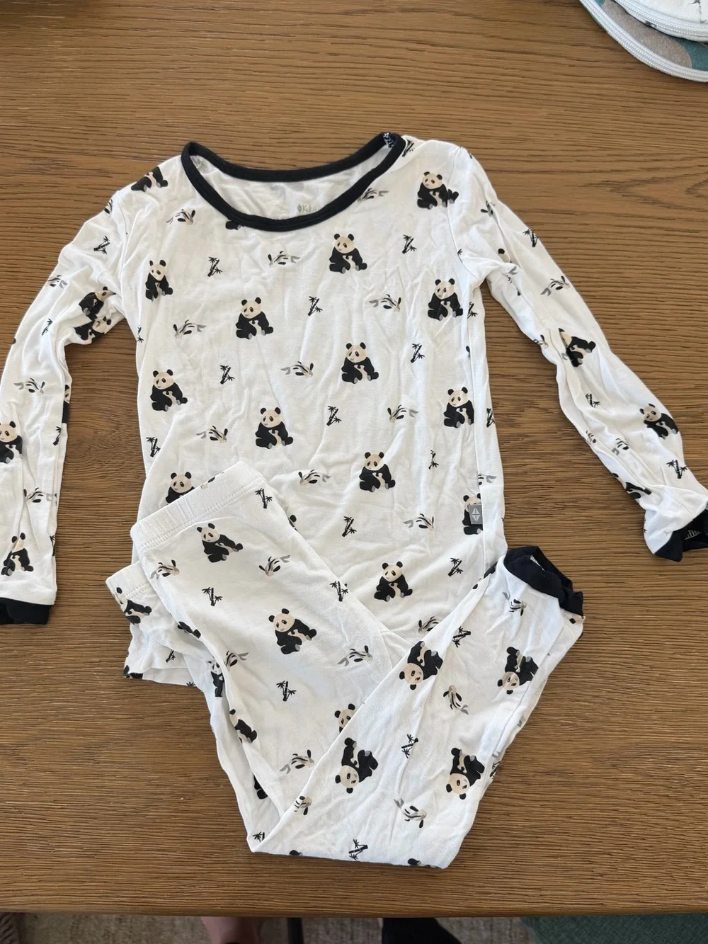 Kyte Baby Black & White Panda Print Two Piece Pajama Set 3T